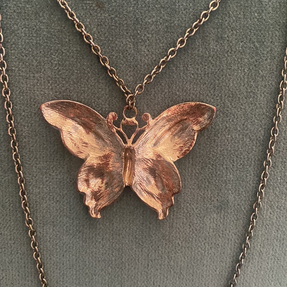 Butterfly Necklace - Picture 3 of 6